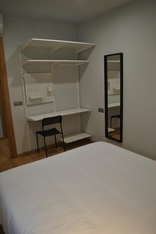 Hostal Universitat Cervera  Exterior photo
